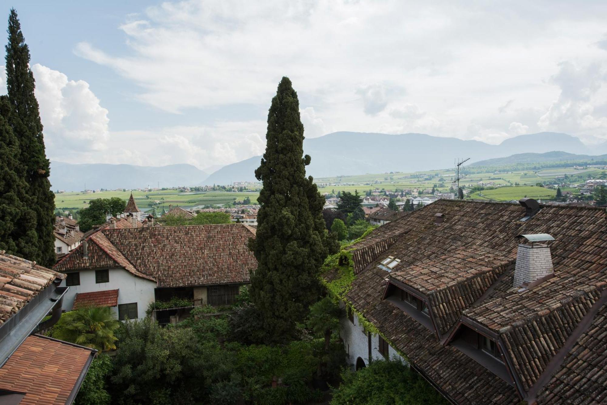 Ferienwohnung Ansitz Wendelstein Eppan an der Weinstraße Exterior foto