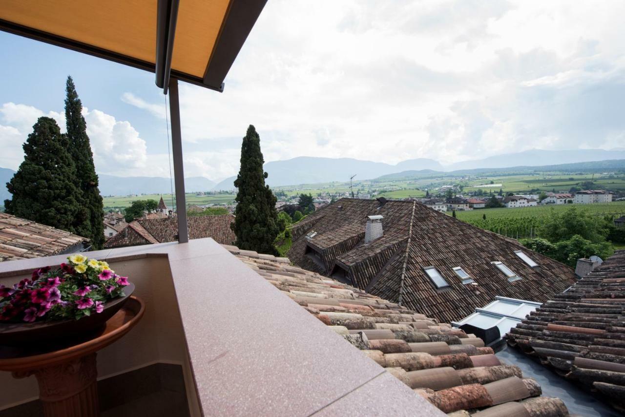 Ferienwohnung Ansitz Wendelstein Eppan an der Weinstraße Exterior foto